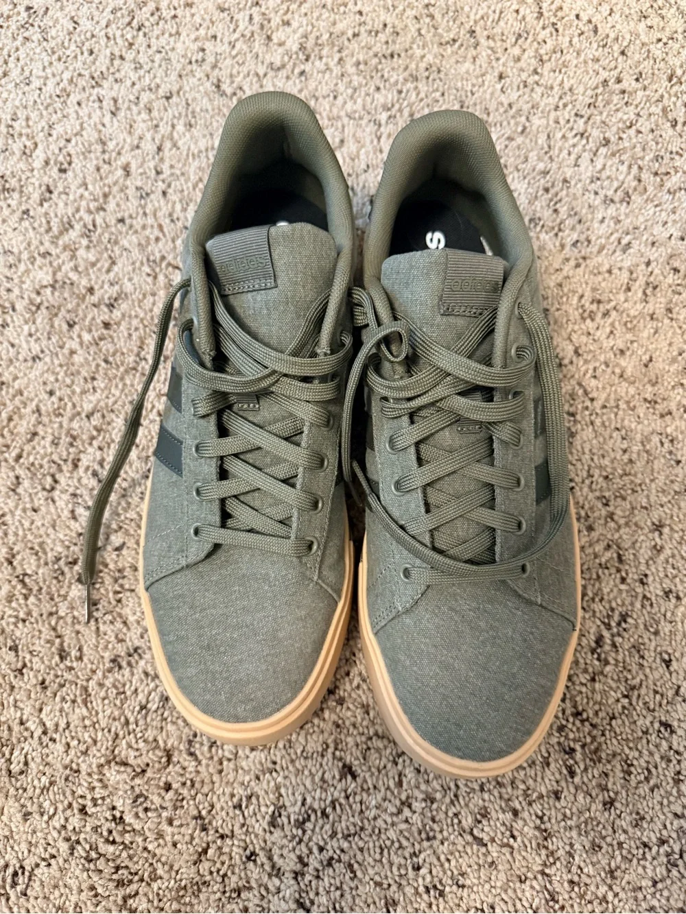 Adidas Men's Olive Green Casual Sneaker with Gum Sole size 11 - Picture 3 of 6